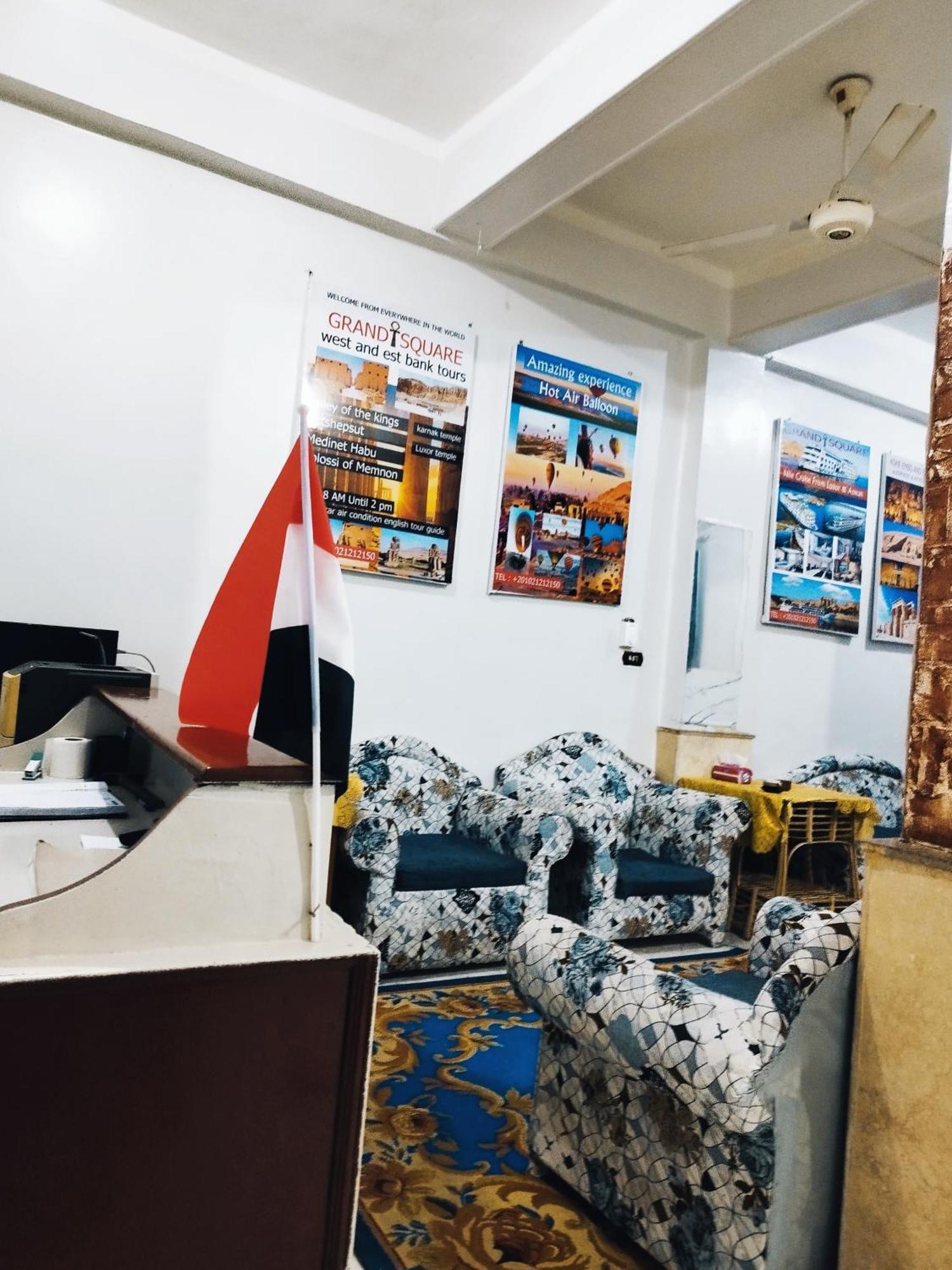 Grand Square Hostel Luxor Ngoại thất bức ảnh